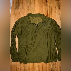 Nike Dri-fit pull over